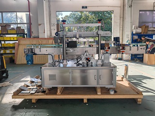 2025.12.26阿尔及利亚双面不干胶贴标机2台