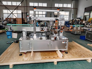 2026.1.29特立尼达多巴哥双面不干胶贴标机1台