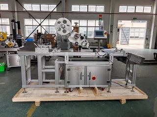 2026.3.2美国分页平面不干胶贴标机1台