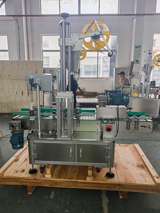 2026.4.29山东潍坊20L平面不干胶贴标机1台